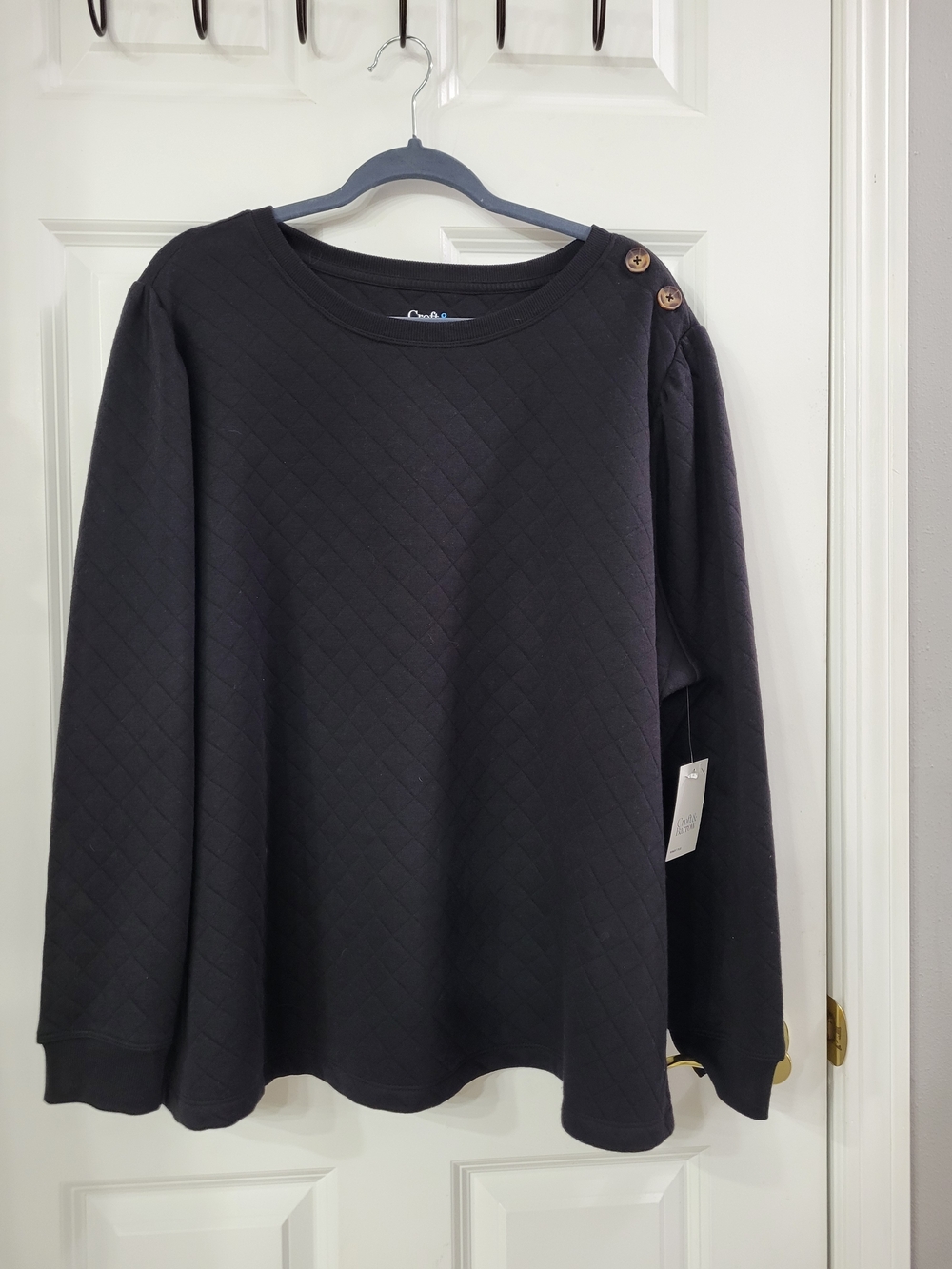 croft & barrow Quilted Pattern Black Pullover with Shoulder Buttons